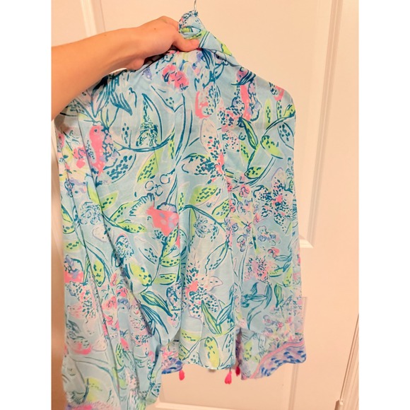 Lilly Pulitzer Scarf Blue Floral Print Tassel Trim Cover Up Shawl - Picture 3 of 3